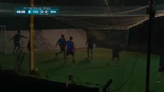 Momentazo en Uruguay: Se fue la luz en pleno partido y el relator pasó a narrar una “pichanga”