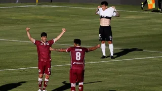 ¡Baldazo de agua fría! Colo Colo sufrió el primer golpe de La Serena por parte de un ex “albo”