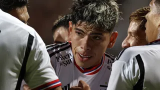 En Argentina se ilusionaron por ausencia de Carlos Palacios en evento de Colo Colo
