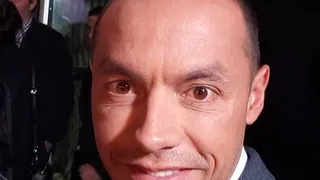 Marcelo Díaz y Claudio Bravo destacaron entre invitados a la Avant Premiere de “Mi amigo Alexis”