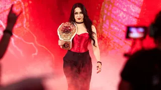 ¿Quién será la rival de Stephanie Vaquer por el título femenino de WWE Crown Jewel?