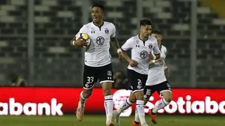 Valdivia refutó los dichos de Lucas Barrios: En general, el ambiente de Colo Colo era bueno