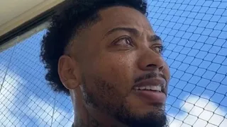 Jugador de Santos entre lágrimas llamó “gusano” a periodista que le hizo un comentario racista