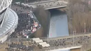 Hinchas de West Ham se fueron del estadio en el primer tiempo ante estrepitosa caída con Arsenal