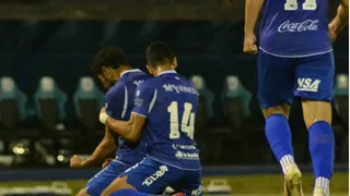 Sol de América se afianzó en lo alto de la liga paraguaya antes de su revancha con la UC