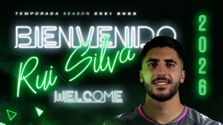 Competencia para Bravo: Real Betis oficializó como refuerzo al arquero Rui Silva