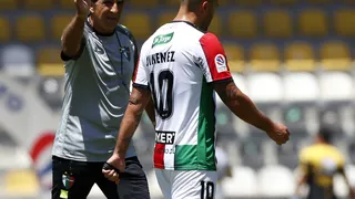 La frustración de Gustavo Costas tras el penal que falló Luis Jiménez ante Coquimbo Unido