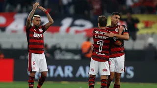 Arturo Vidal tuvo su redebut por Copa Libertadores en el triunfo de Flamengo sobre Corinthians