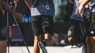 ¡Con pasillo incluido! Un sonriente Lionel Messi cumplió con su primer entrenamiento en Inter Miami