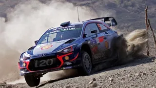 Thierry Neuville comanda el Rally de México tras primera súper especial