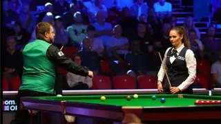 ¡Tenso momento! Fueron pareja y se enfrentaron en el Abierto Británico de billar