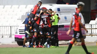 Un extenso análisis del VAR validó el tanto de Carlos Muñoz para Antofagasta ante la UC