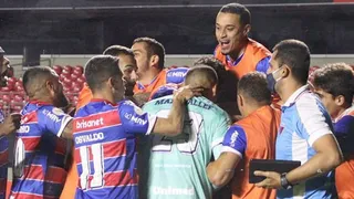 Fortaleza venció a domicilio a Sao Paulo y se mantuvo en lo alto del Brasileirao