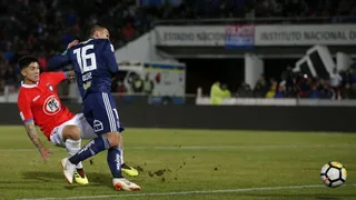 Isaac Díaz anotó la segunda diana de U. de Chile frente a Huachipato tras ser asistido por Soteldo