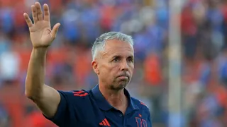 La dupla sorpresa que seduce a la U de Chile para reemplazar a Álvarez