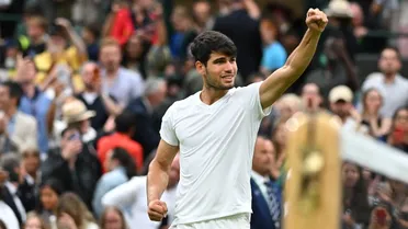 Carlos Alcaraz volvió a batir a Medvedev en Wimbledon y se instaló por segundo año en la final