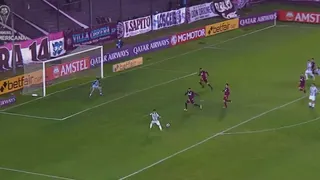 Christian Bravo anotó agónico golazo para el triunfo de Montevideo Wanderers sobre Lanús