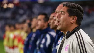 “Si no llega nadie, que se quede”: El inesperado respaldo para que Nico Córdova sea el DT de La Roja