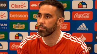 Bravo: Nos encantaría estar en Qatar y no jugando un amistoso