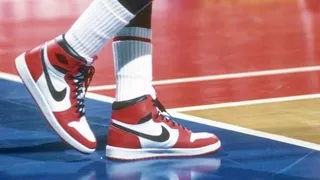 ¡Un récord!: Zapatillas de Michael Jordan fueron subastadas en casi 500 millones de pesos