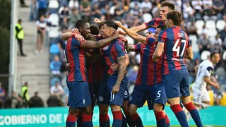 San Lorenzo derribó a Gimnasia gracias a un golazo de chilena de Adam Bareiro