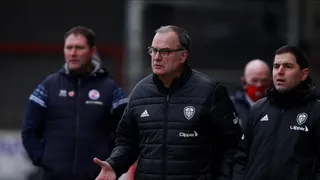 ¡Duro golpe para Marcelo Bielsa! Equipo de cuarta división eliminó a Leeds en la FA Cup