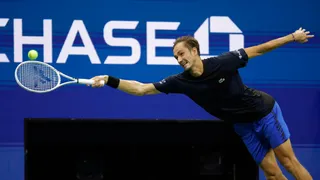 “Saque y Red”: Medvedev dejó vacante el número uno del mundo tras caer en el US Open