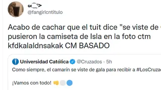 Hinchas se burlaron de Isla por tuiteo de la UC antes del clásico: “El camarín se viste de gala”