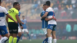 Ex árbitro le puso tarjeta roja al Clásico Universitario: “Que partido más rasca”