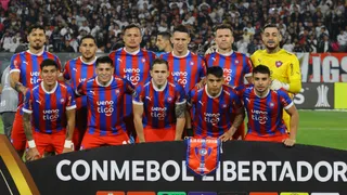 Cerro Porteño define su formación para recibir a Colo Colo en Asunción