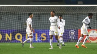 Santos defiende retirar el equipo de la cancha en nuevos casos de racismo