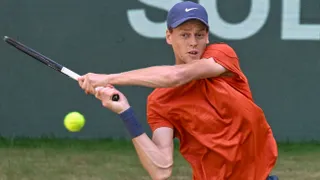 Jannik Sinner y Hubert Hurkacz definirán al campeón en Halle