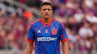 La jugada de Cecilia Pérez: cómo la U de Chile presiona el regreso de Alexis en su peor momento en Europa