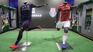 Experto en moda William Geisse sobre camiseta de la U: El diseño es aburrido y pasado de moda