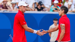 Nicolás Jarry y Alejandro Tabilo desperdiciaron una importante ventaja y se despidieron de París 2024