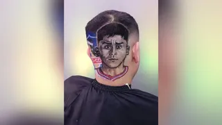 ¡Fanático! Hincha de Colo Colo se hizo corte de pelo con la cara de Damián Pizarro