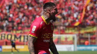 Respira Unión Española: derrota a Huachipato y deja al rojo vivo la lucha por no descender