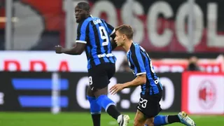 Romelu Lukaku anotó de cabeza para aumentar la diferencia de Inter sobre Milan