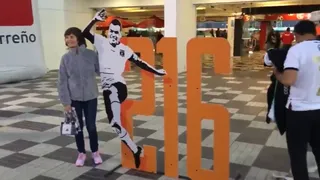 El 216 de Esteban Paredes recibió a los hinchas de Colo Colo en el Monumental