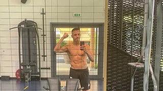 Alexis Sánchez exhibió su trabajado físico en la previa a la última fecha de la liga italiana