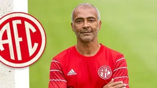 ¿Romário vuelve al fútbol a sus 58 años?