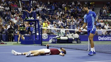 Medvedev a Djokovic: “¿Cuándo vas a bajar un poquito?”