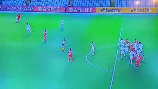 ¿Estaba adelantado? El increíble gol que le anularon a Sáez ante Santos en la Sudamericana