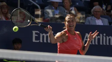 Aryna Sabalenka vapuleó a Clara Burel en la tercera ronda del US Open