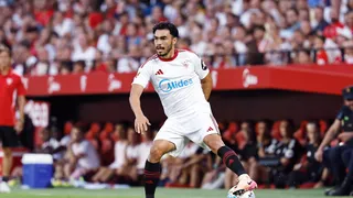 Gabriel Suazo se enfrenta a un gran problema para tener su debut oficial con Sevilla