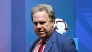 Otro escándalo en la Copa América: Presidente de la Federación Colombiana fue detenido junto a su hijo