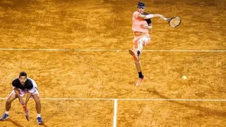 Nicolás Jarry y Hans Podlipnik juegan por el título de dobles en Quito