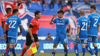 Es formado en U de Chile y deja en claro su deseo de volver al club: “Nunca se descarta nada”