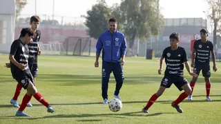 Luis Jiménez y Master Class a La Roja sub 15: Fue espectacular, lo pasé muy bien