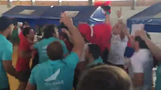La Roja sub 20 de fútbol celebró con Los Cóndores tras el oro en Cochabamba 2018